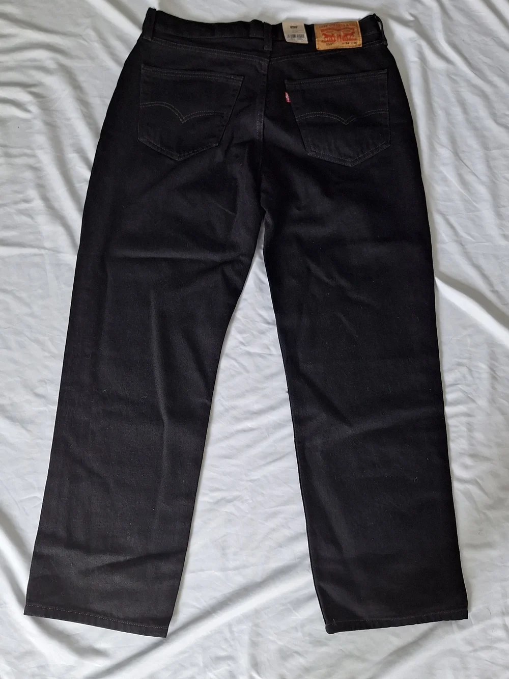 NEW Levi's 550 Relaxed Fit Men's Black Jeans Size 34X30 Denim NWT